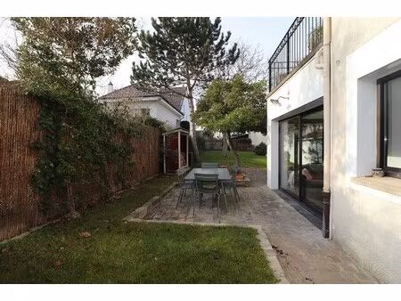 location divers biens 6 pièces