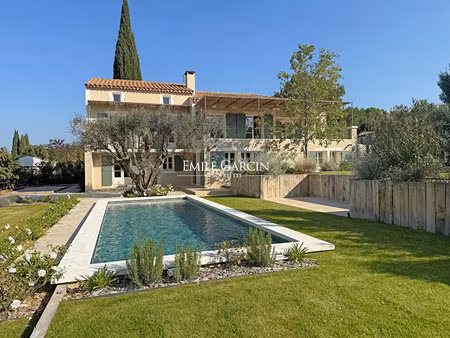 vente maison 9 pièces 300 m² à fontvieille (13990)  1 890 000 €
