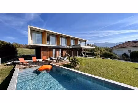 maison d'architecte à la vue panoramique sur annecy et son lac