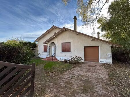 location maison 6 pièces 150 m² à lescar (64230)