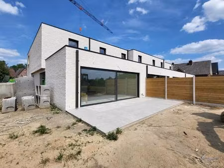 huis te koop in erwetegem met 4 slaapkamers