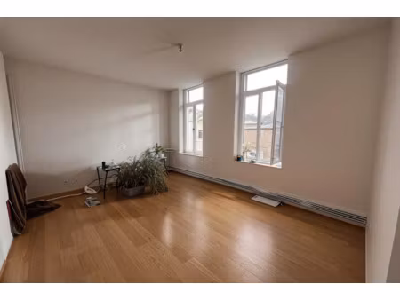 vente appartement 3 pièces 74 m² à saint-amand-les-eaux (59230)  125 000 €