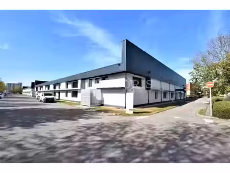 location bureau 3470 m² à vénissieux (69200)