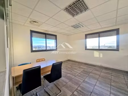alès  bureau dans résidence sécurisée avec parking