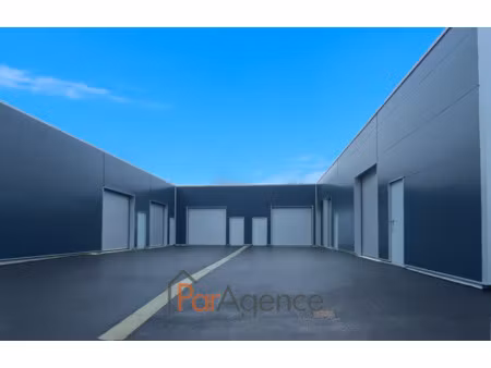saint-palais-sur-mer  entrepôt à louer