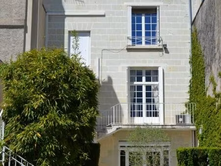 au coeur du centre-ville  maison de ville ideale pour famille