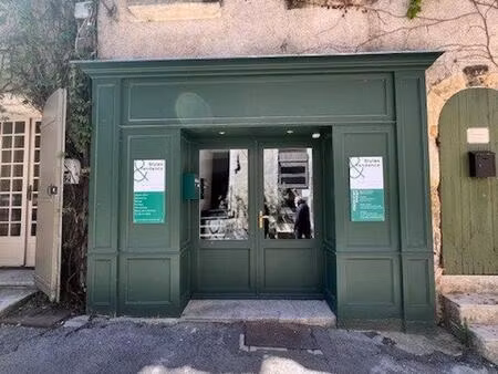 vente commerce 2 pièces 55 m² lourmarin (84160)
