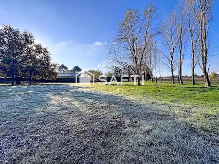 vente terrain 1095 m² à pugnac (33710)  65 000 €