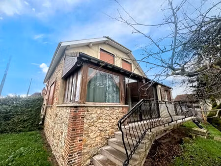 maison à vendre à broussy le grand - 5 pièces avec jardin
