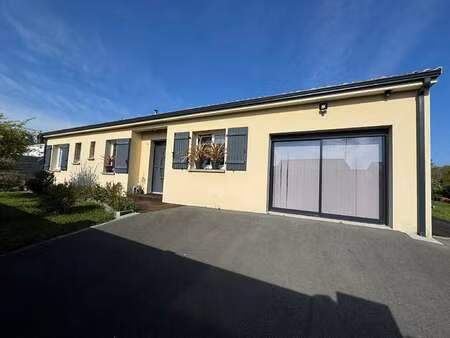 vente maison à saint-étienne-du-bois (01370) : à vendre / 127m² saint-étienne-du-bois