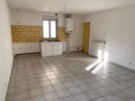 location appartement 2 pièces 57.76 m² à saint-ambroix (30500)  510 €