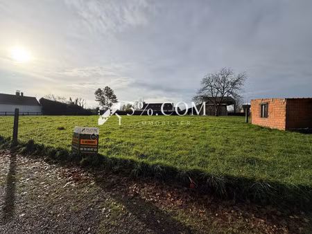 terrain a batir 659 m² tres bel emplacement!