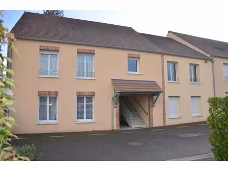 location appartement 3 pièces 65.8 m² à chartrettes (77590)  940 €