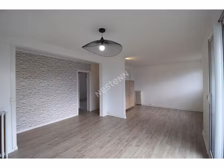 location appartement 5 pièces 78 m² à tinqueux (51430)  901 €