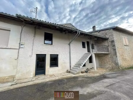 jolie maison de village en pierre semi rénovée