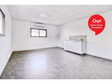 location locaux professionnels 30 m² à lavaur (81500)  692 €
