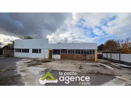 location locaux professionnels 365 m² à vierzon (18100)  1 300 €