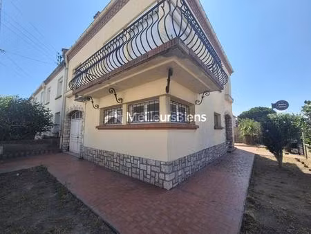 maison 3 faces avec grand garage