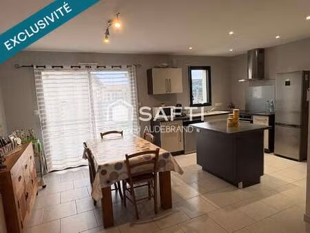 vente maison à champdeniers-saint-denis (79220) : à vendre / 103m² champdeniers-saint-deni