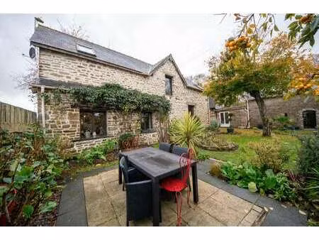 vente maison à mellac (29300) : à vendre / 190m² mellac