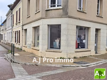 local commercial  centre ville