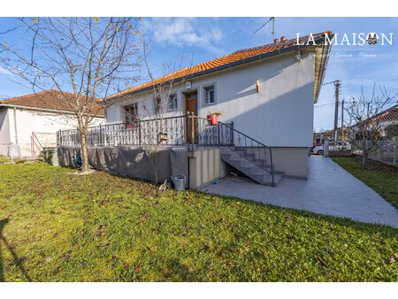 maison individuelle  jardin