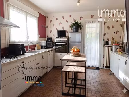 maison familiale au coeur de porcaro - 5 chambres - 1285 m² terrain -