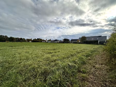 terrain seiches sur le loir 435m2