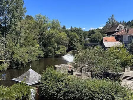 location appartement 4 pièces 101 m² à eymoutiers (87120)  722 €