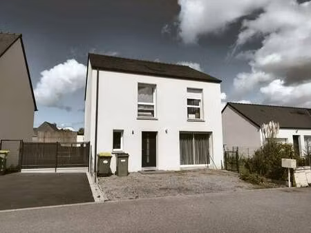 location maison meublé à montoir-de-bretagne (44550) : à louer meublé / 115m² montoir-de-b