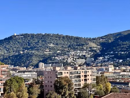 bas cimiez - 3 pieces - balcon - vue - calme