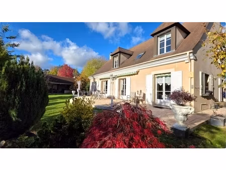 saint-prix  val d’oise (95) : propriété de 230 m² habitables (255 m² au sol) - 9 pièces pr