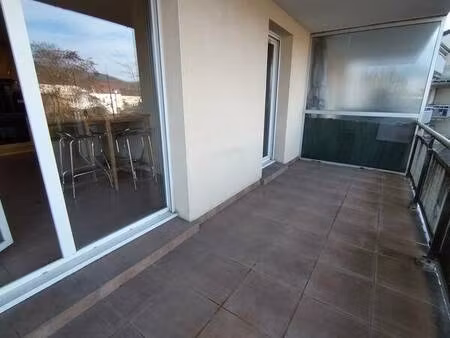 appartement type f2 avec balcon