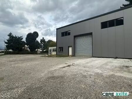 location local d'activités la rochette 150 m²