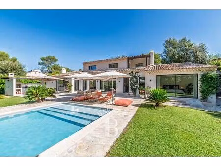 roquefort-les-pins - au calme - a pied des commerces