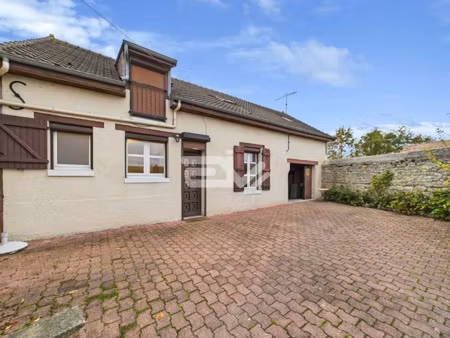 vente maison 4 pièces 112 m² à bazoches-et-saint-thibaut (02220)  168 000 €