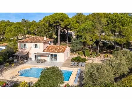 exclusivité - villa de charme 4 chambres avec piscine à bagnols-en-forêt