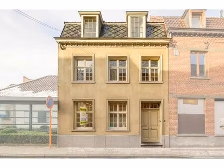 prachtige herenwoning met hedendaags modern comfort