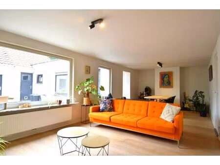 alleenstaande woning met 3 slaapkamers  tuin én garage te koop in centrum-kuurne