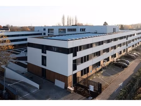 commercieel te huur in zwijnaarde