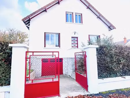 vente maison 5 pièces 140 m² à yzeure (03400)  242 000 €