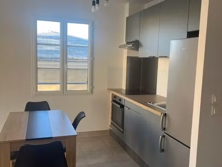 location appartement 2 pièces 43 m² à brando (20222)
