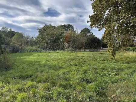 beau terrain 1 000 m2