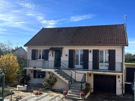jolie maison challuy 5 pièce(s) 132.90 m2