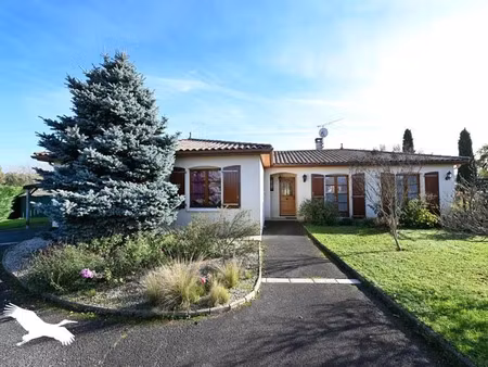 vente maison 4 pièces 128 m² à touvre (16600)  286 740 €