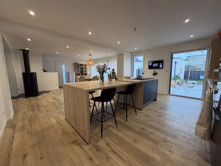 vente maison 6 pièces 186 m² à brette-les-pins (72250)  318 000 €