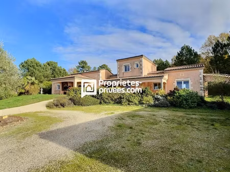 vente maison 5 pièces 190 m² saint-paul-de-serre (24380)