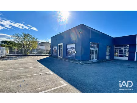 vente bureaux et commerces à aubignan (84810) : à vendre / 560m² aubignan