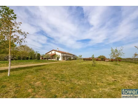 vente ferme 5 pièces 188 m² à montech (82700)  395 000 €