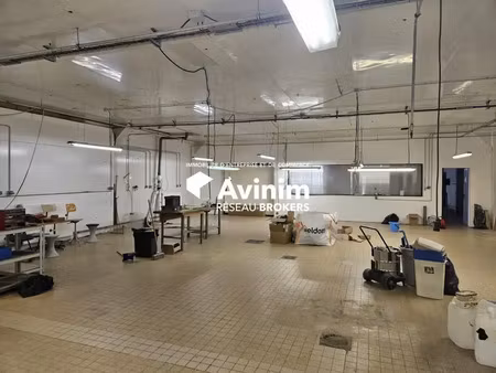 atelier 900 m2 + entrepot 600 m2 -mandat 9344